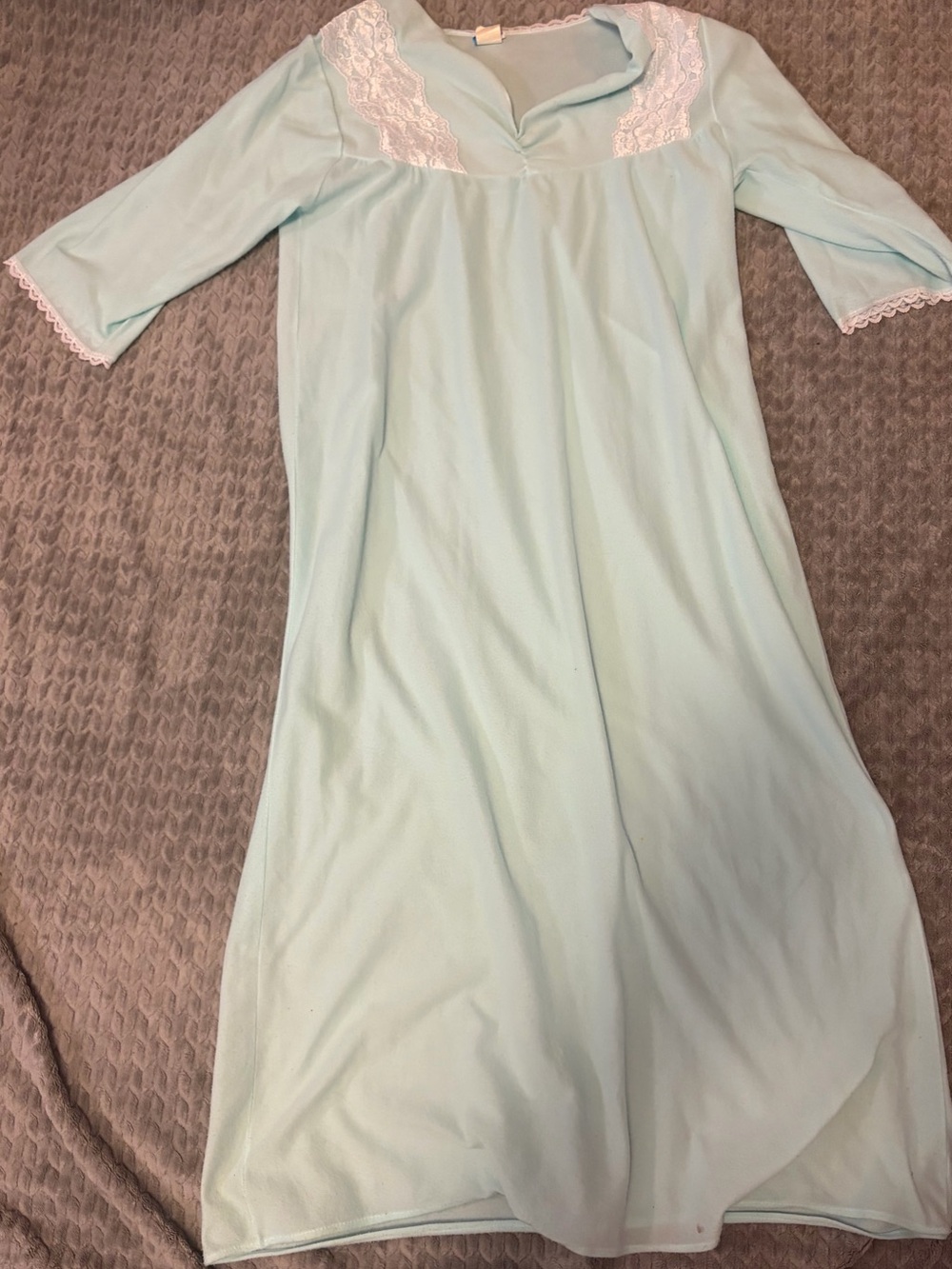 Light Mint Lace-Trim Sleep Gown for Women
